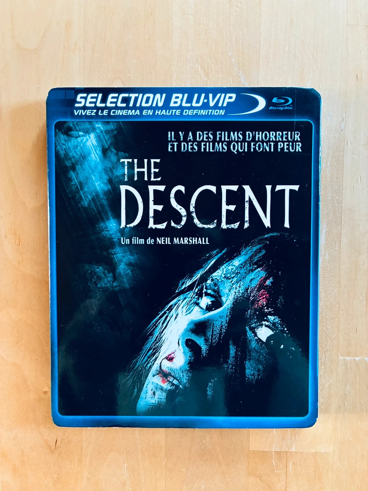 Combo Blu-ray DVD The Descent de Neil Marshall.